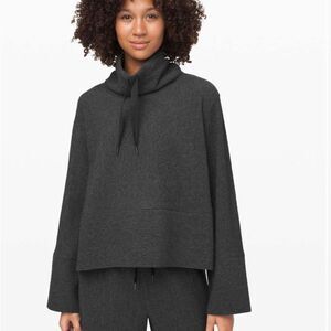 Lululemon Retreat Yourself Pullover